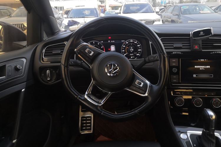 Used Volkswagen Golf 2019 280TSI DSG R-Line China VI Standard
