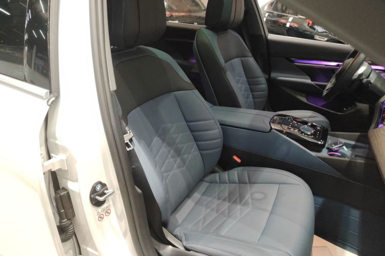 Used BMW 5 Series 2024 530Li Luxury Edition M Sport Package