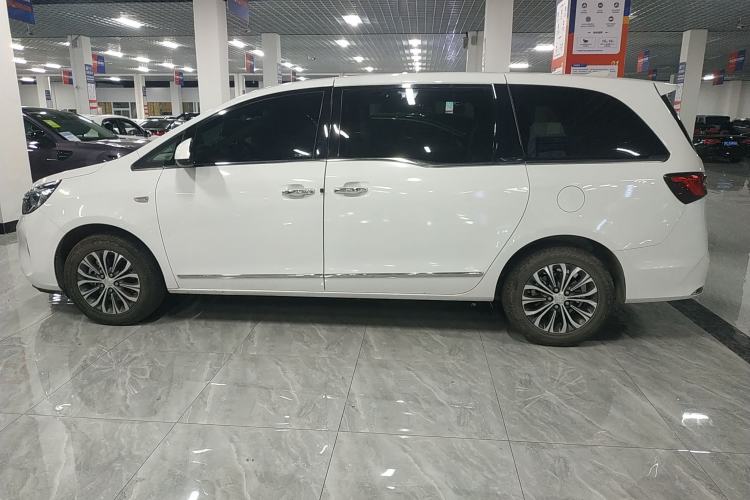 Used Buick GL8 2021 Land Cruiser Executive Class 652T Luxury Model
