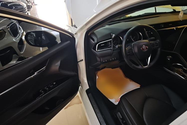 Used Toyota Camry 2019 Revised Version 2.0G Luxury Edition
