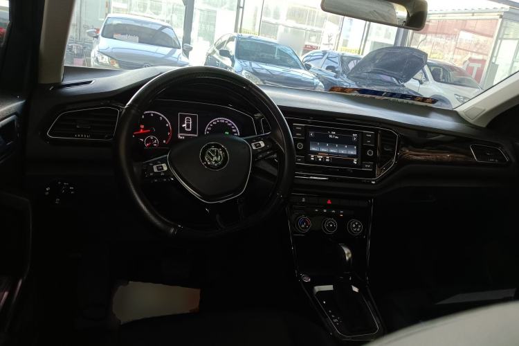 Used Volkswagen T-ROC 2018 280TSI DSG Two-Wheel-Drive Comfort Version China V Standard