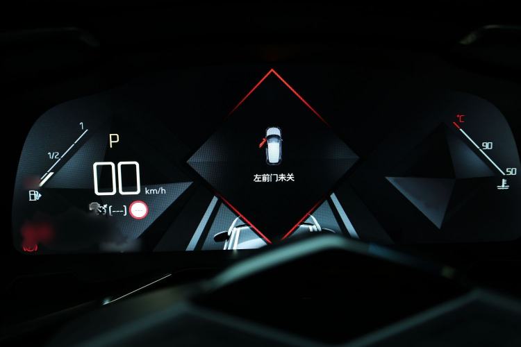 Used  7 2018 45THP Opera Edition
