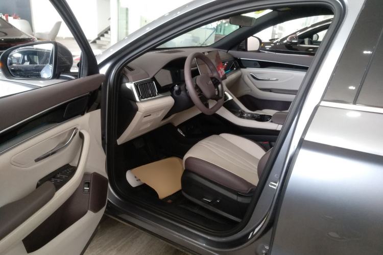 Used BYD Song PLUS New Energy 2025 DM-i Smart Drive 112KM Prestige Model