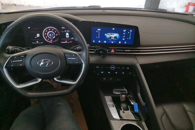 Used Hyundai Elantra 2021 1.5L CVT GLX Elite Edition
