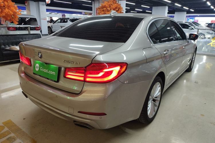 Used BMW 5 Series 2018 525Li Luxury Package
