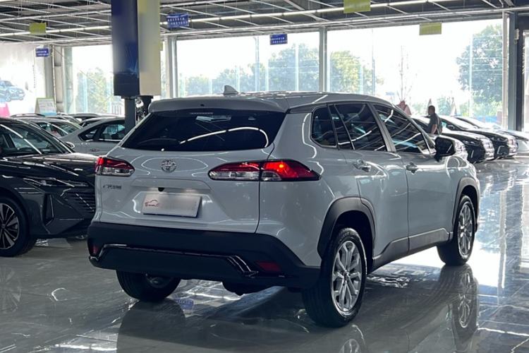 Used Toyota FRONTLANDER 2024 2.0L CVT Elite Plus Edition
