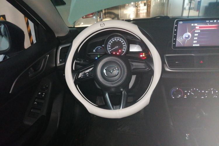 Used Mazda Mazda 3 Axela 2017 Sedan 1.5L Automatic Comfort Model Emission Standard China V