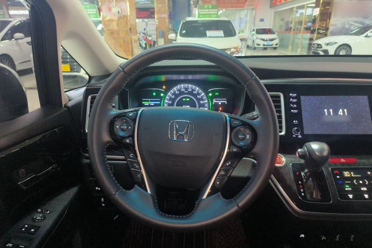 Used Honda Elysion 2019 2.0L Hybrid Luxury Edition
