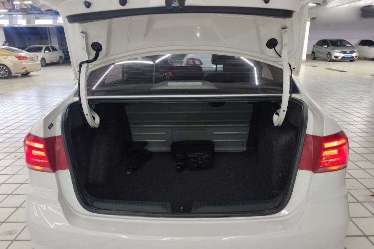 Used Volkswagen Santana 2021 1.5L Automatic Fashion Edition
