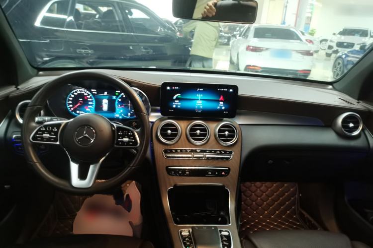 Used Mercedes-Benz GLC 2022 Refreshed GLC 300 L 4MATIC Dynamic Edition Prestige Version
