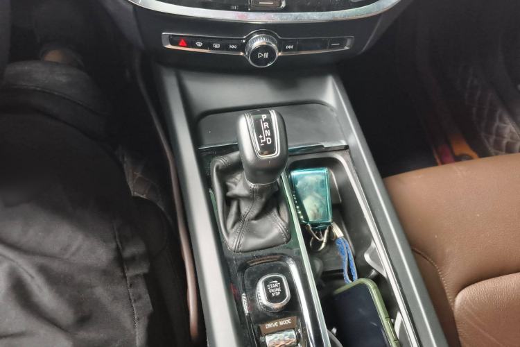 Used Volvo S60 2021 T4 Zhiyi Luxury Edition
