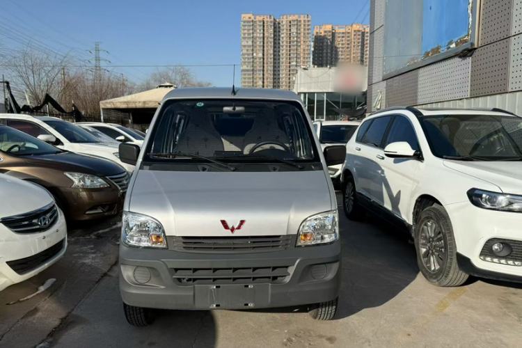 Used Wuling Zhiguang 2023 1.5L Practical Version 5/7 Seats