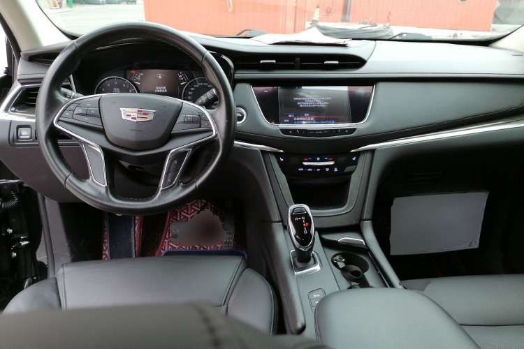 Used Cadillac XT5 2018 28T Four-Wheel Drive Luxury Model
