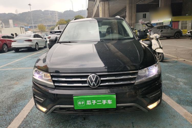 Used Volkswagen Tiguan L 2021 330TSI Automatic Two-Wheel Drive Smart Edition
