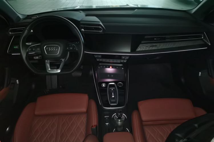 Used Audi A3 2025 A3L Limousine 35TFSI Prestige Edition + Luxury Selection Package
