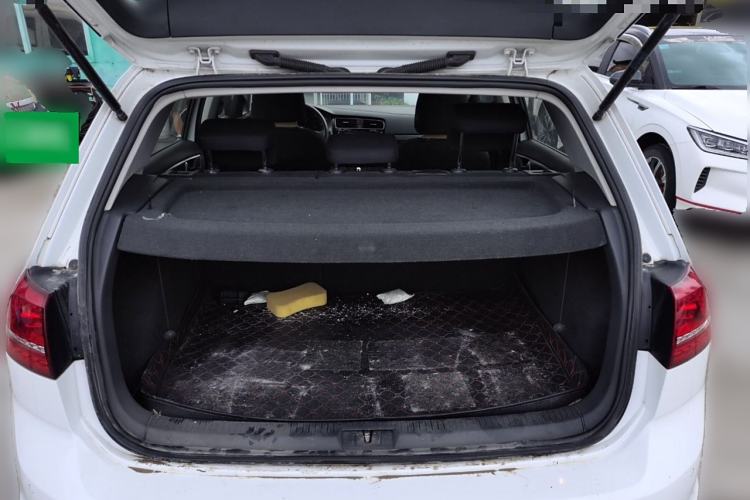 Used Volkswagen Golf 2015 1.6L Automatic Fashion Model