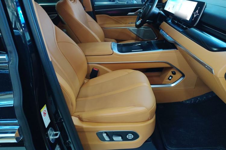 Used Wey Gaoshan 2023 Four-Wheel-Drive Executive Extended Version
