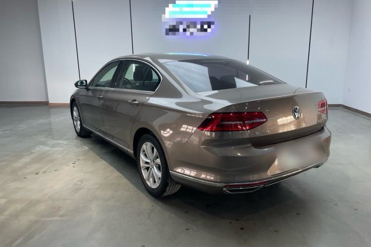 Used Volkswagen Magotan 2018 330TSI DSG Luxury Model