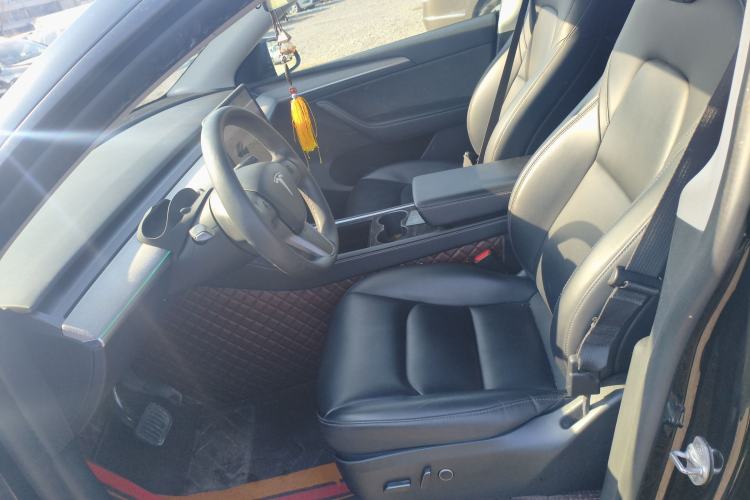 Used Tesla Model Y 2023 Rear-Wheel-Drive Version