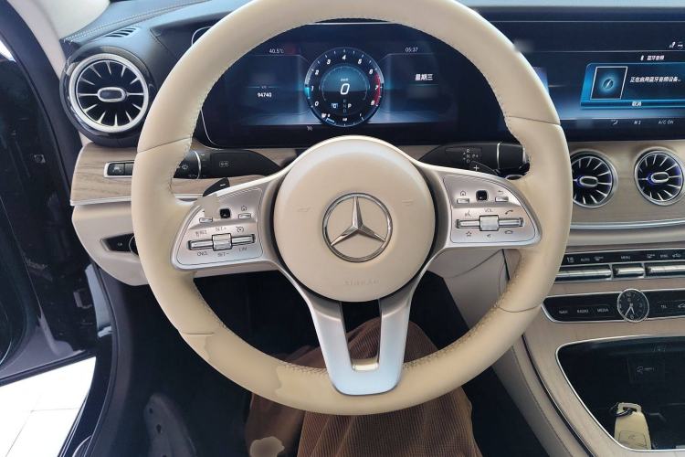 Used Mercedes-Benz CLS 2018 CLS 300 Dynamic Edition
