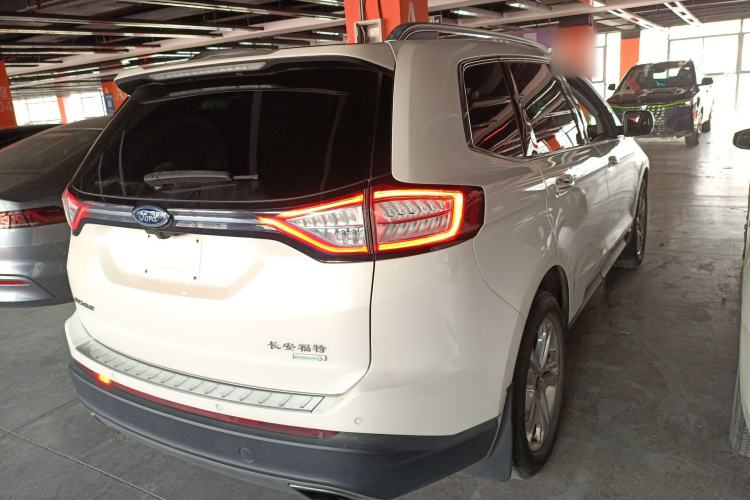 Used Ford Edge 2016 EcoBoost 245 Two-Wheel-Drive Titanium 7-Seater
