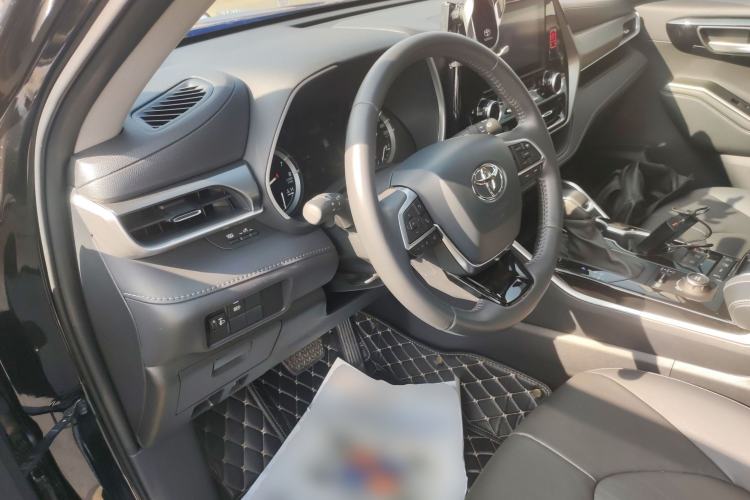 Used Toyota Highlander 2022 380T 4x4 Luxury Edition 7 Seats
