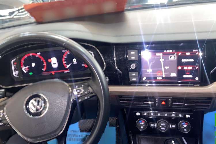 Used Volkswagen Passat 2019 330TSI Luxury Edition China VI Standard