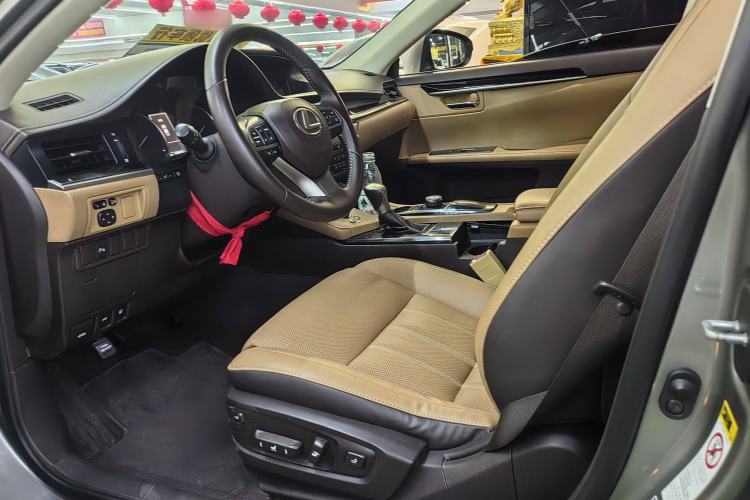 Used Lexus ES 2015 200 Elite Edition
