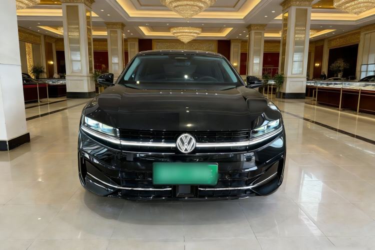 Used Volkswagen Magotan 2024 380TSI DSG Prestige Edition DaMai Package
