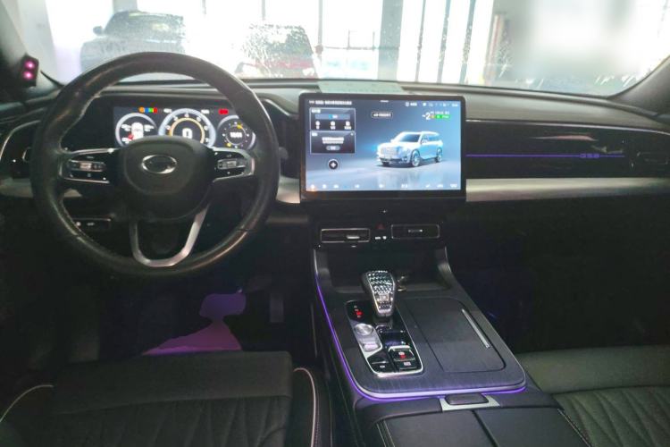 Used GAC Trumpchi GS8 2024 Linghang Series 2.0 TGDI Two-Wheel Drive Luxury Smart Connectivity Version