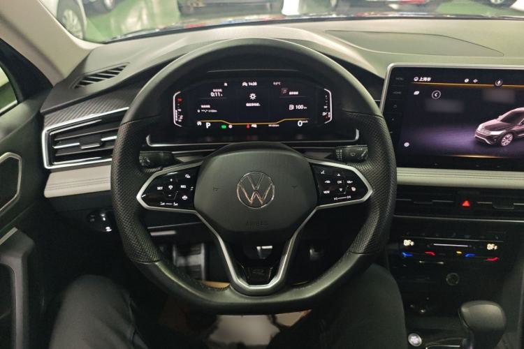 Used Volkswagen Tiguan L 2022 330TSI Automatic Two-Wheel Drive R-Line Enhanced Edition
