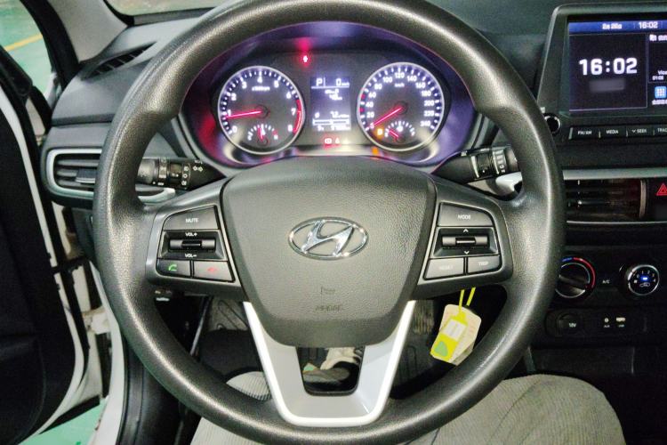 Used Hyundai Celesta 2017 1.6L Automatic Enjoyment Version GLS