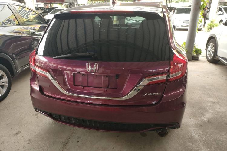 Used Honda Jade 2017 1.8L automatic Comfort version 5 seats