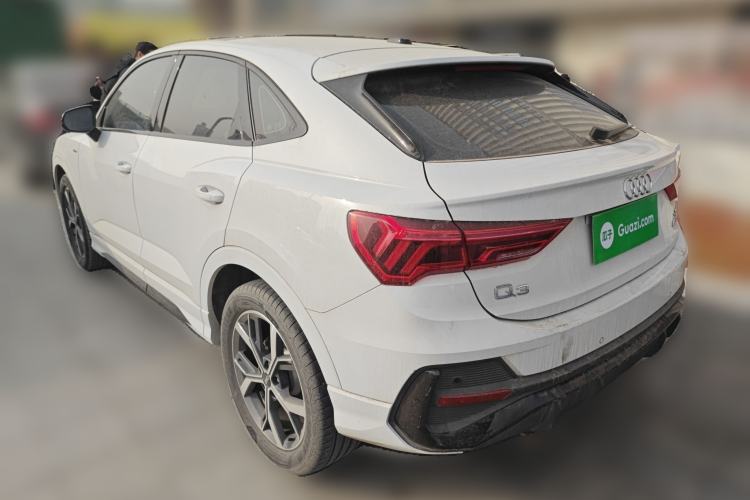 Used Audi Q3 2022 40 TFSI Fashion Dynamic Model