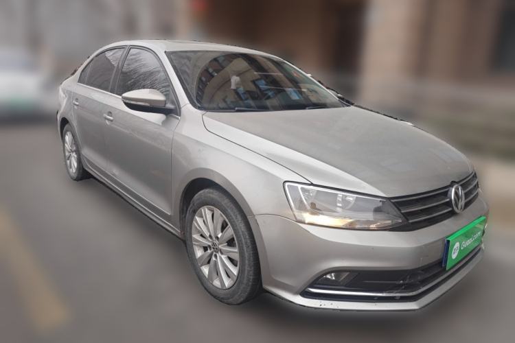 Used Volkswagen Sagitar 2015 230TSI Automatic Comfort Version
