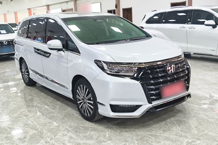 Used Honda Elysion 2024 2.0L eHEV Luxury Edition
