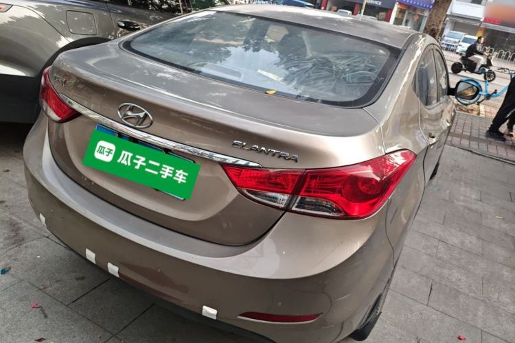 Used Hyundai Elantra 2015 1.6L Automatic Fashion Model