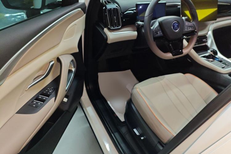 Used BYD Song Pro New Energy 2023 Champion Edition DM-i 110KM Excellence Model
