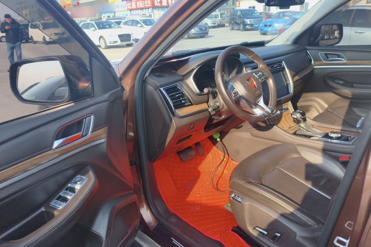 Used Roewe RX8 2018 30T Smart Connectivity All-Wheel Drive Supreme Edition