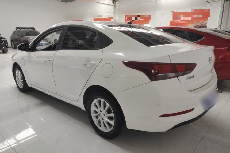 Used Hyundai Verna 2016 1.4L Automatic Cool Edition GLS