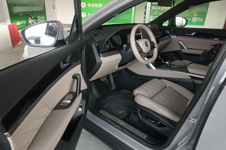 Used BYD Tang New Energy 2025 Intelligent Driving Version DM-i 115KM Flagship Edition
