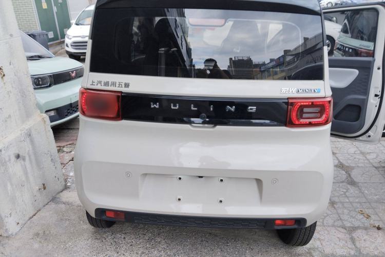Used Wuling Hongguang MINIEV 2022 Macaron Fashion Model Lithium Iron Phosphate

