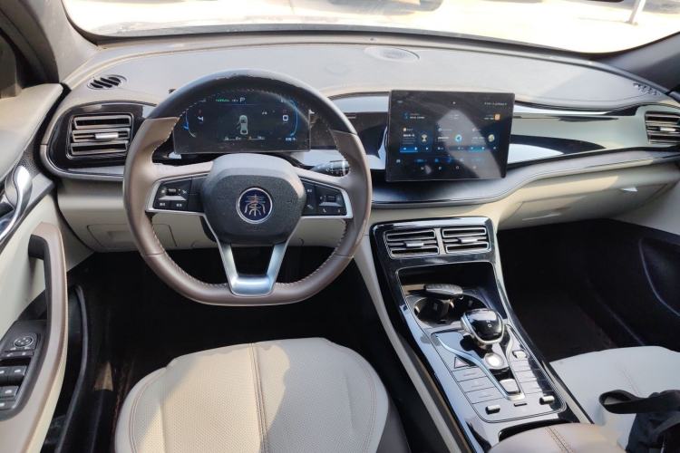 Used BYD Qin PLUS 2024 HONOR Edition DM-i 55KM Leading Model
