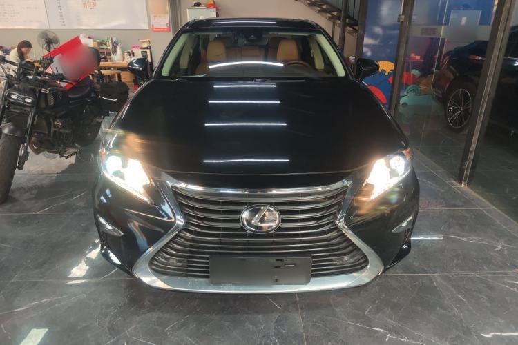 Used Lexus ES 2015 200 Comfort Edition
