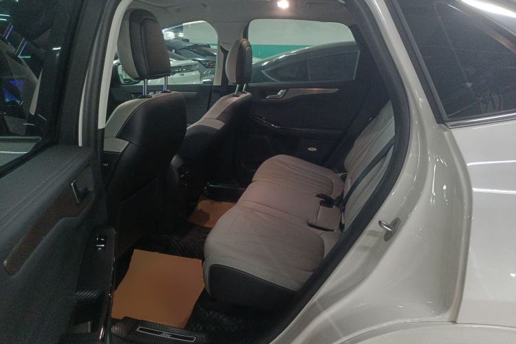 Used Ford Escape 2024 EcoBoost 245 Two-Wheel-Drive Xiangxiang Model
