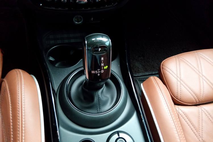 Used  Clubman 2021 1.5T COOPER Connoisseur
