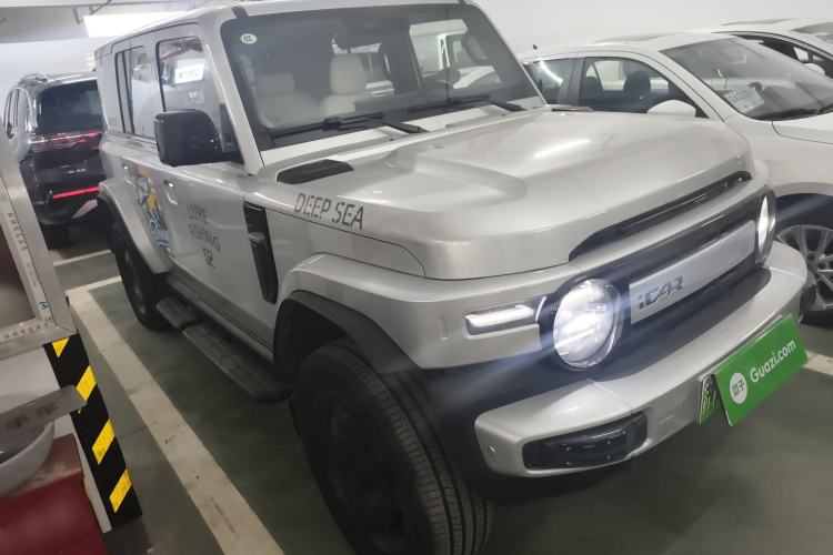 Used  V23 2025 401 Two-Wheel Drive Intelligent Driving Version
