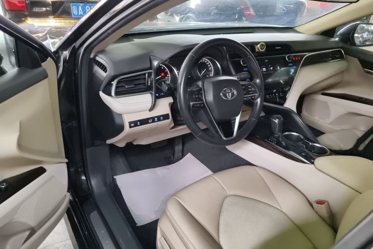 Used Toyota Camry 2019 2.0G Luxury Edition China VI Standard
