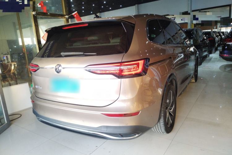 Used Volkswagen Viloran 2023 380TSI Luxury Edition
