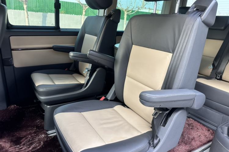 Used Volkswagen Multivan 2012 2.0 TSI Four-Wheel Drive Deluxe Edition
